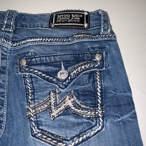 Miss Me cropped jeans